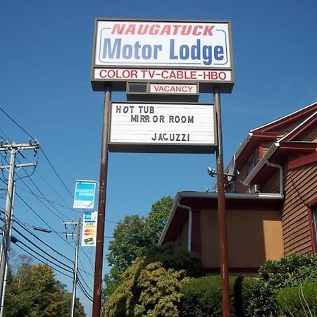 Naugatuck Motor Lodge Exterior photo